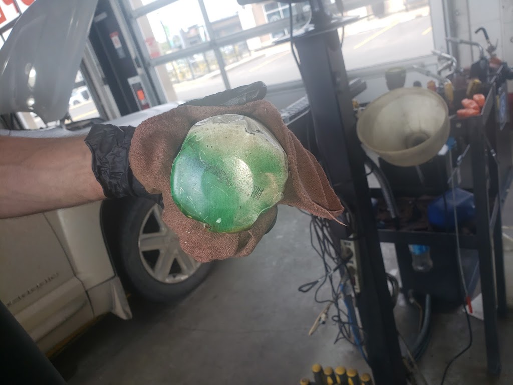 Lube City | 116 Country Village Rd NE, Calgary, AB T3K 5Z2, Canada | Phone: (855) 643-5823