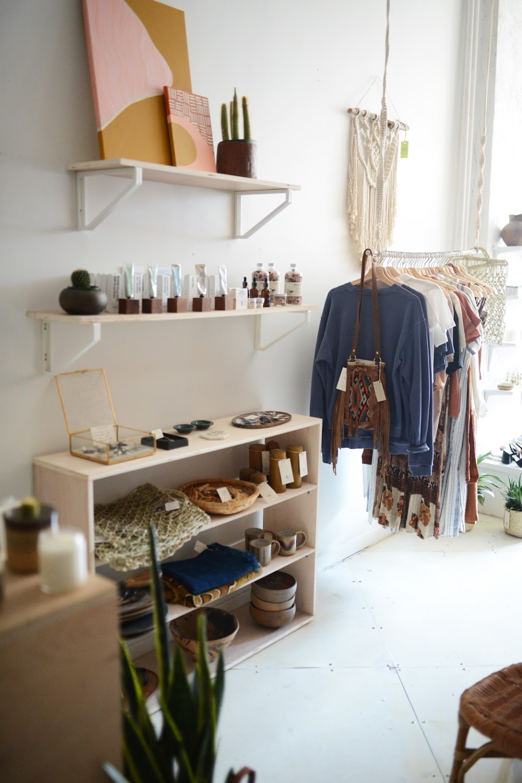 The Wanderly | 1613 Dundas St W, Toronto, ON M6K 1T9, Canada | Phone: (416) 516-0930