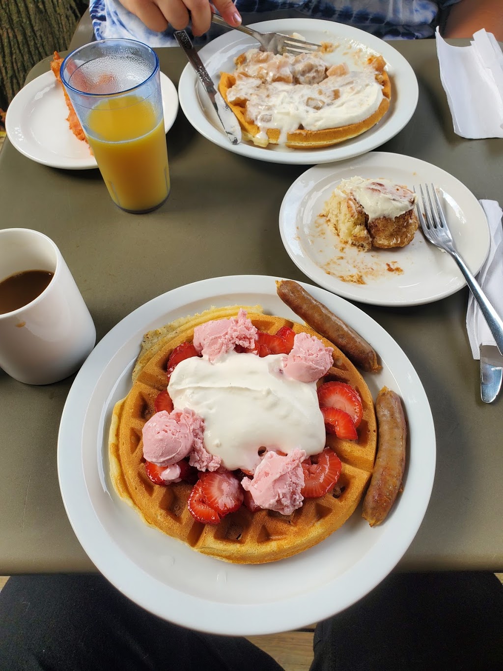 Lost Marble Cafe & Creamery | 7216 Pioneer Ave, Agassiz, BC V0M 1A0, Canada | Phone: (604) 796-1177