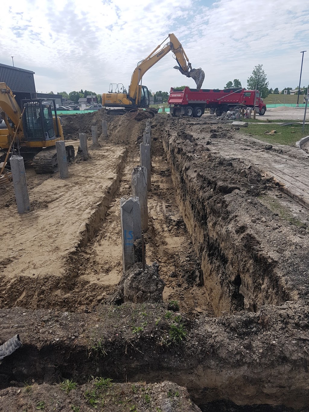 Raymond Vauclair Projects Ltd | 16 Symington Ln N, Springfield, MB R2J 4E8, Canada | Phone: (204) 222-4506