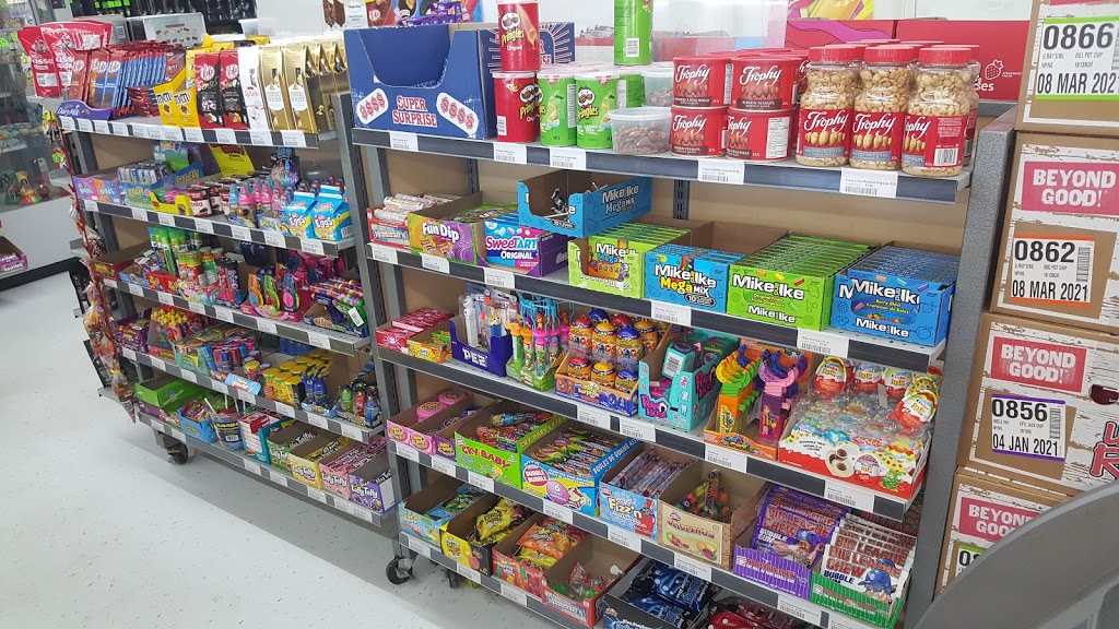 New Way convenience | 436 Dundas St W, Belleville, ON K8P 1B5, Canada | Phone: (613) 967-9998