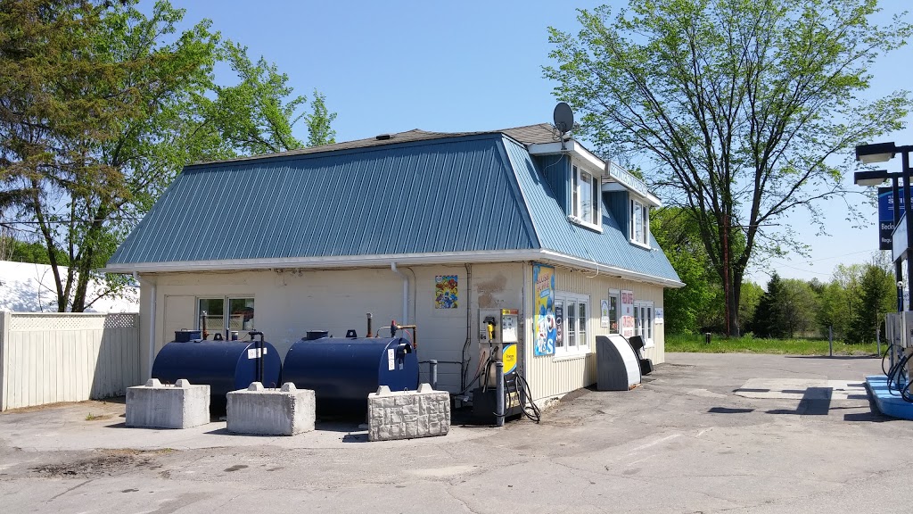 Beckwith Convenience | 7906 ON-15, Carleton Place, ON K7C 3P2, Canada | Phone: (613) 253-1763