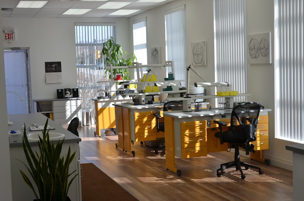 Mississauga Dental Studio Inc. | 1020 Johnsons Ln, Mississauga, ON L5J 2P7, Canada | Phone: (416) 400-1223