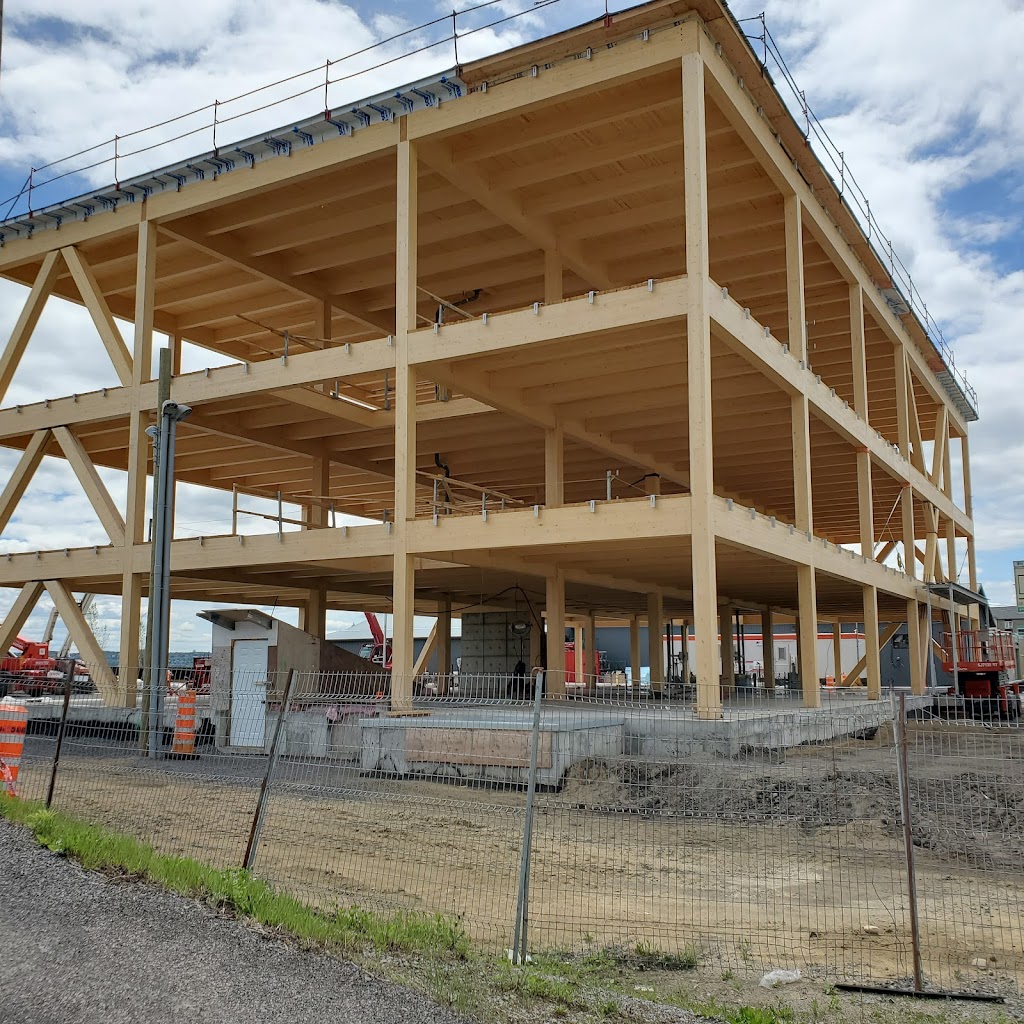Garoy | 4000 Bd Sainte-Anne, Québec, QC G1E 3M5, Canada | Phone: (418) 661-1754