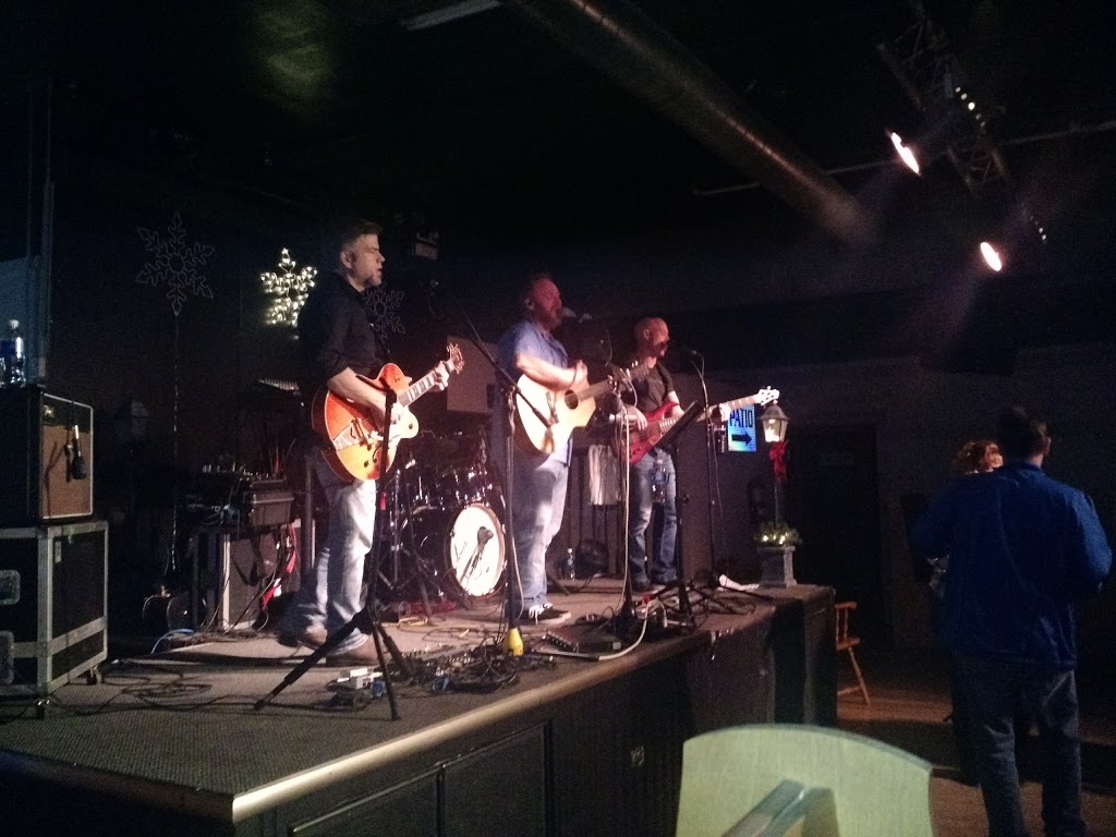 Shooters Bar & Grill | 194 Hwy 2, Enfield, NS B2T 1C8, Canada | Phone: (902) 883-7665