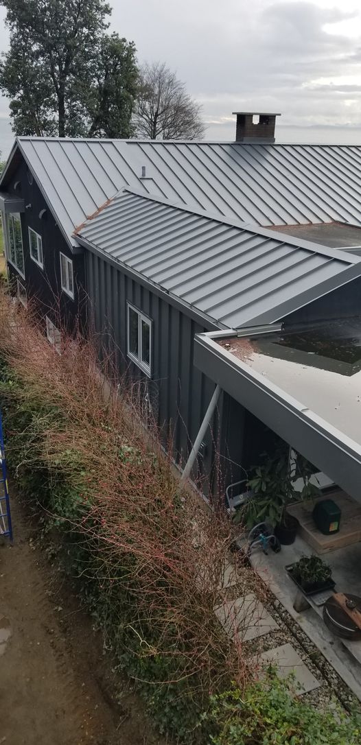 Rietel Roofing | Agnes Rd, Roberts Creek, BC V0N 2W6, Canada | Phone: (604) 865-0757