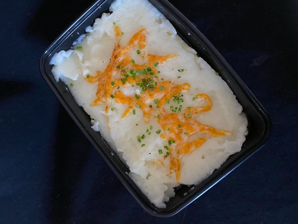 Roberts Meals and Homemade Delights | 1 Wolfe St, Frankford, ON K0K 2C0, Canada | Phone: (613) 561-3543