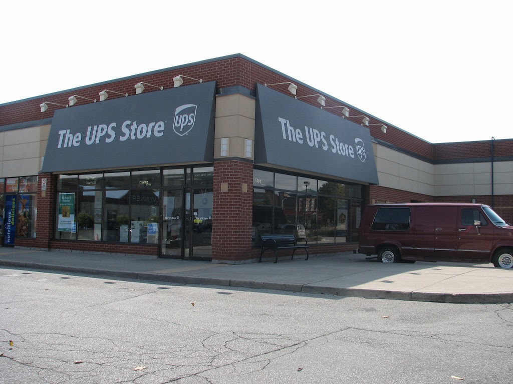 The UPS Store Dorval Drive, 200 North Service Rd W, Oakville, ON L6M