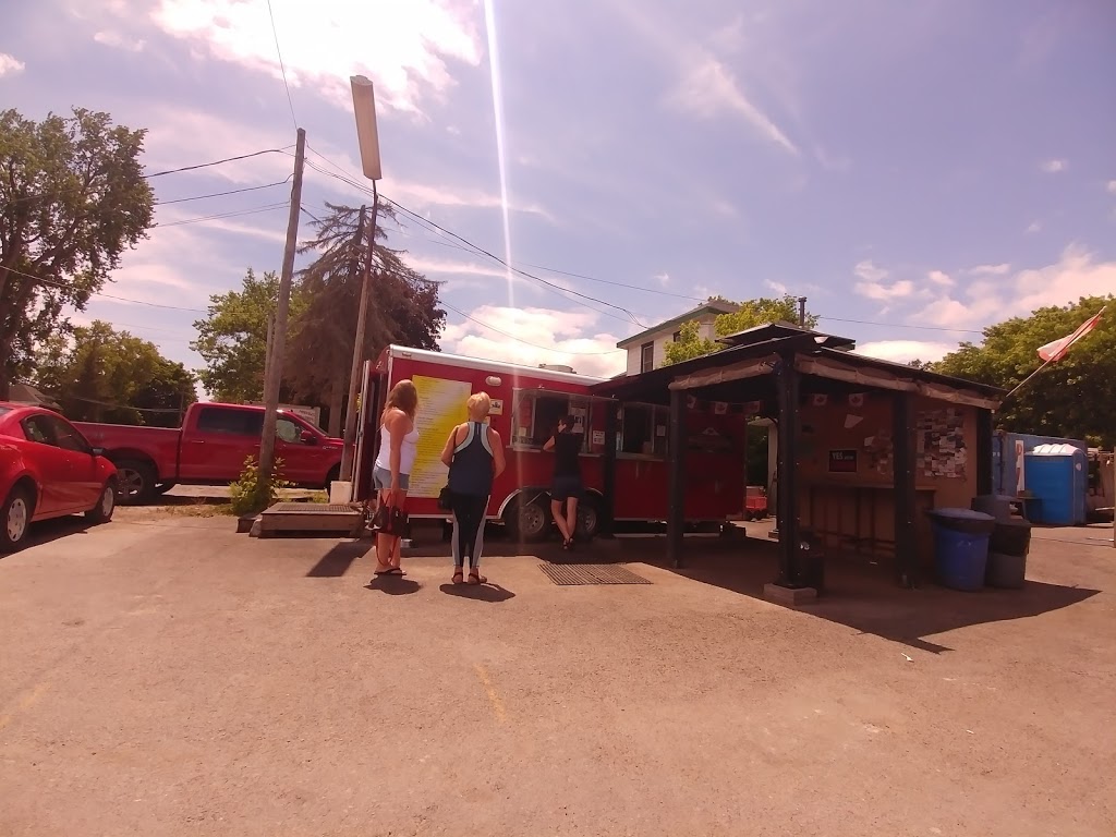 Marks County Chips | 114 Lake St, Picton, ON K0K 2T0, Canada | Phone: (613) 921-2326