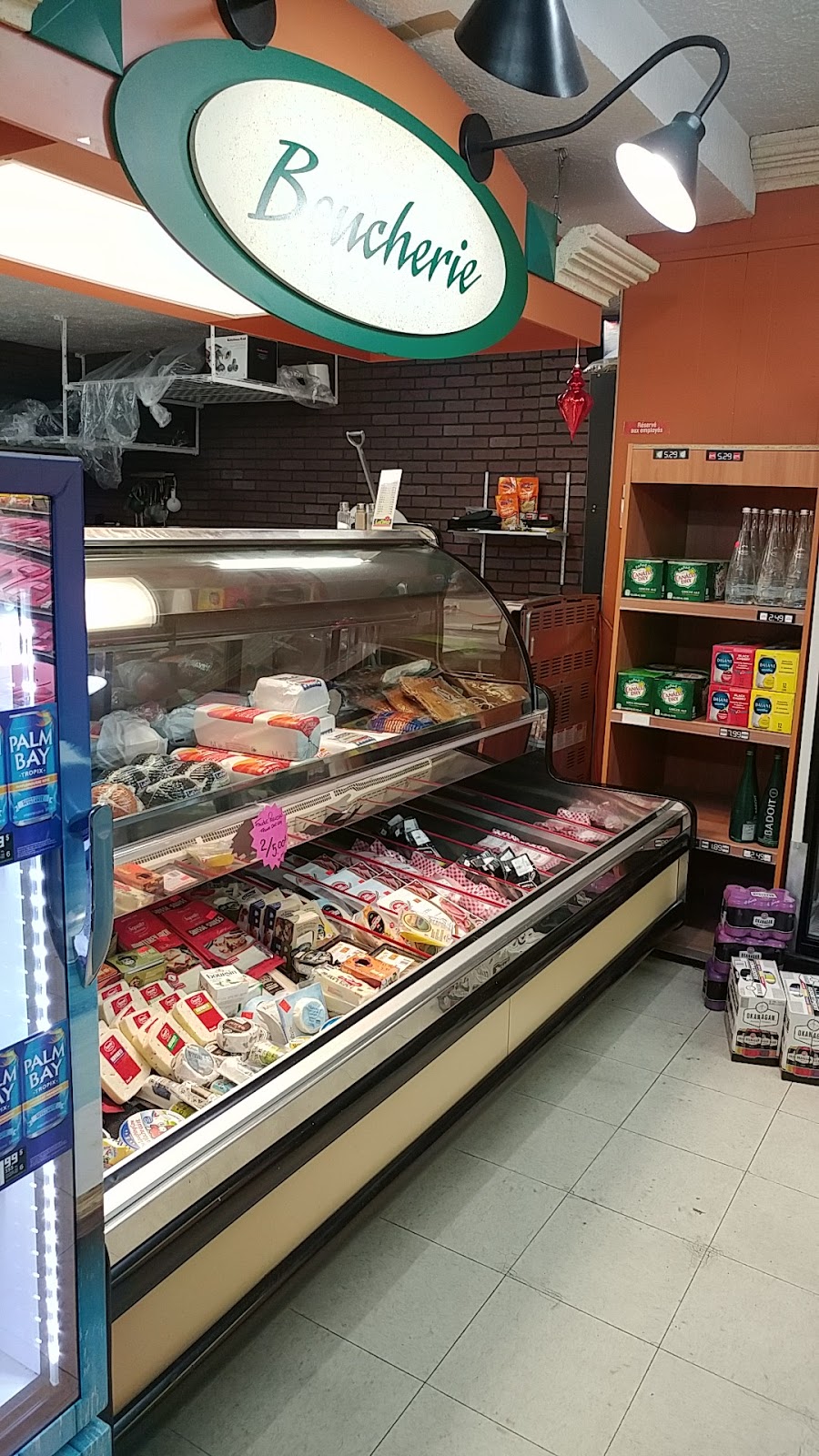 Alimentation Les Breault | 184 Rue Principale, Frampton, QC G0R 1M0, Canada | Phone: (418) 479-2825