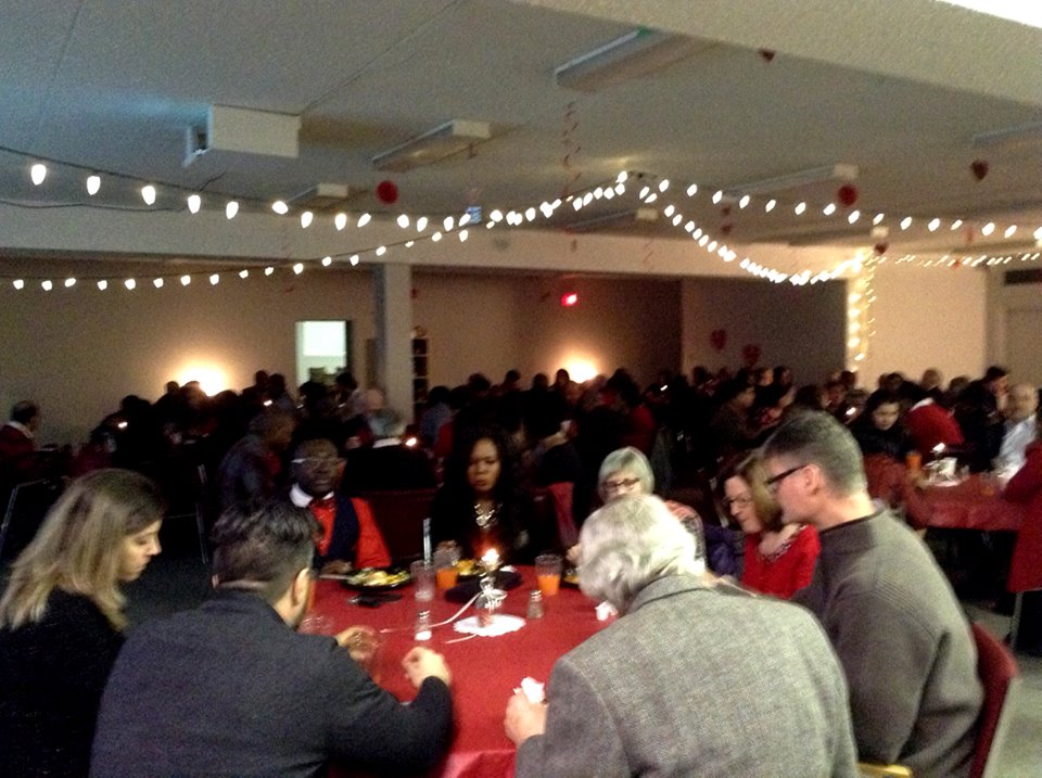 Logos Christian Family Church | 3535 Dixie Rd, Mississauga, ON L4Y 2B3, Canada | Phone: (905) 624-9261