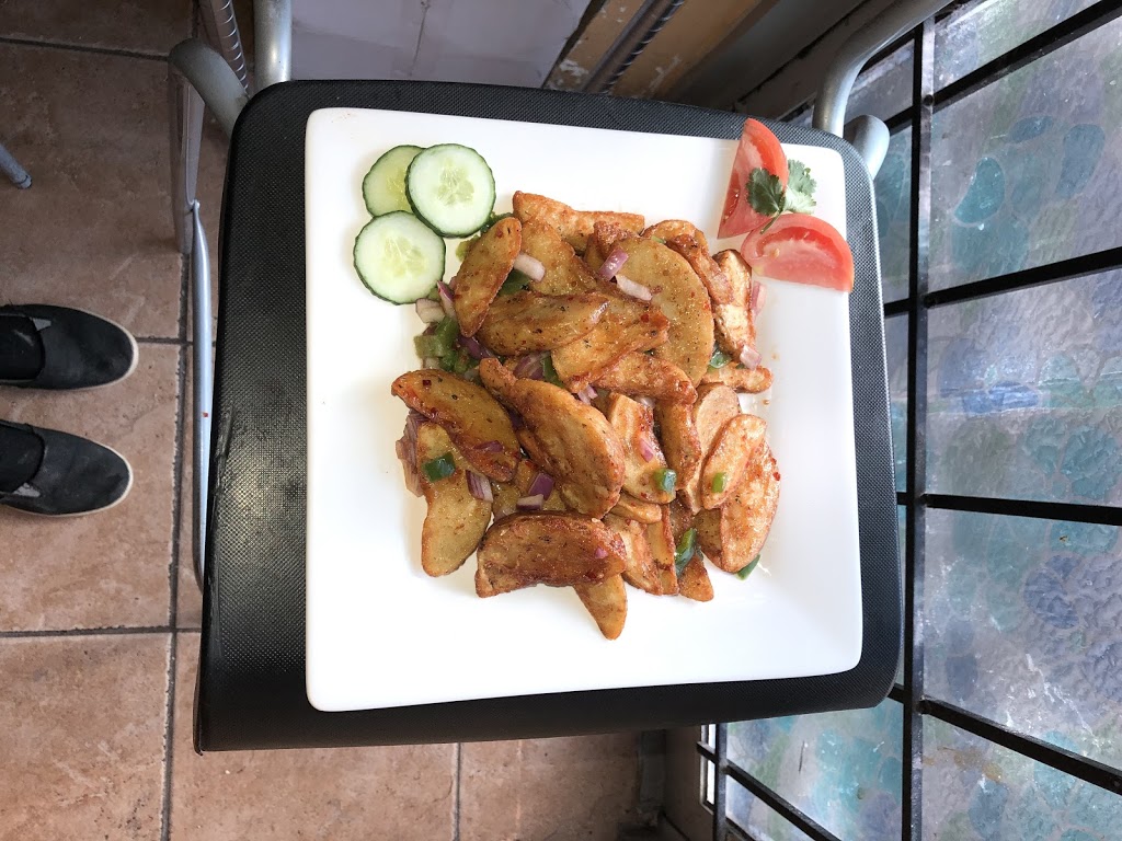 Veggie Lovers | 50 Sunnyvale Gate #8, Brampton, ON L6S 0C4, Canada | Phone: (905) 789-8899