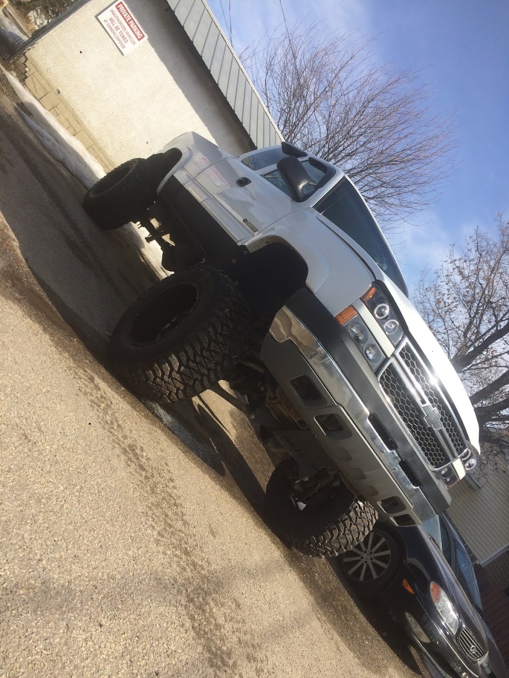 Canopy West Truck Accessories | 13285 King George Blvd, Surrey, BC V3T 2T3, Canada | Phone: (604) 583-3132