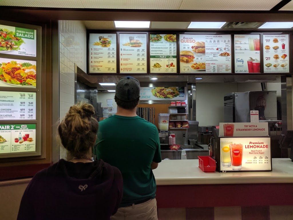 Wendys | 3411 Mavis Rd, Mississauga, ON L5C 1T7, Canada | Phone: (905) 276-7447