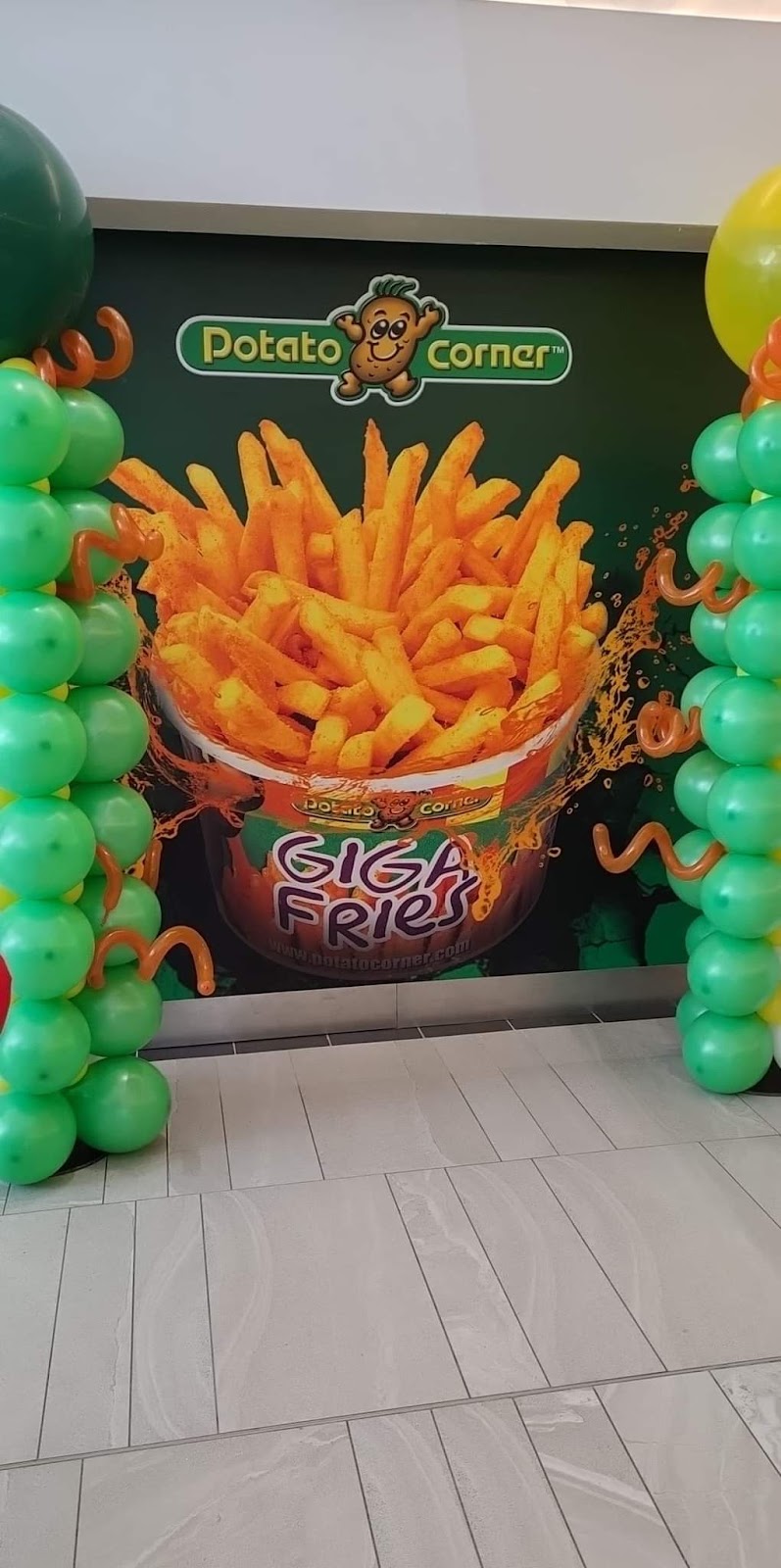 Potato Corner Garden City | Food Court, 2305 McPhillips St Unit 331, Winnipeg, MB R2V 3E1, Canada | Phone: (204) 415-8544