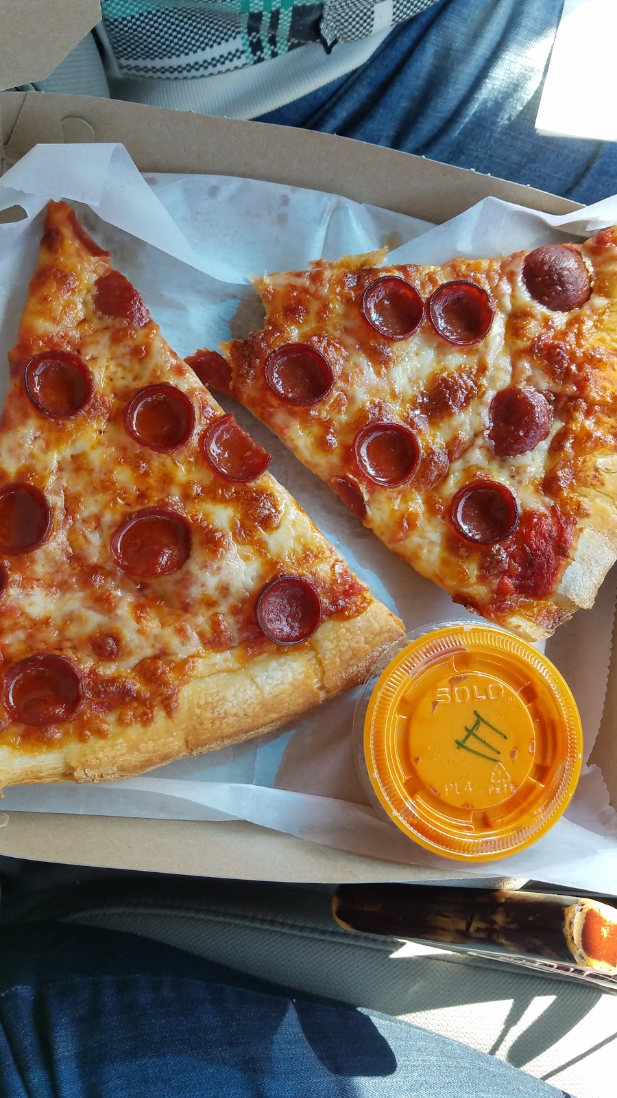 Pats Pizzeria | 544 Ontario St, Buffalo, NY 14207, USA | Phone: (716) 874-1233