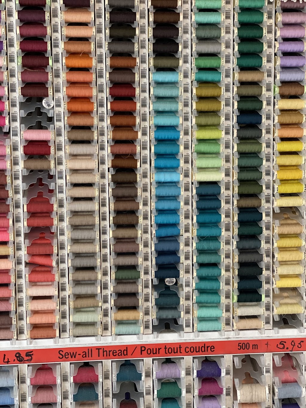 Tissus Liquidation | 11107 Av lArchevêque, Montréal-Nord, QC H1H 3A8, Canada | Phone: (514) 324-7117