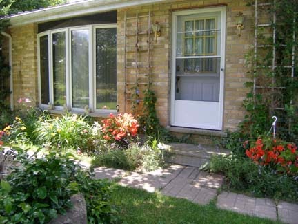 A Valley View Bed and Breakfast | 2 R.R., Granton, ON N0M 1V0, Canada | Phone: (519) 225-2685