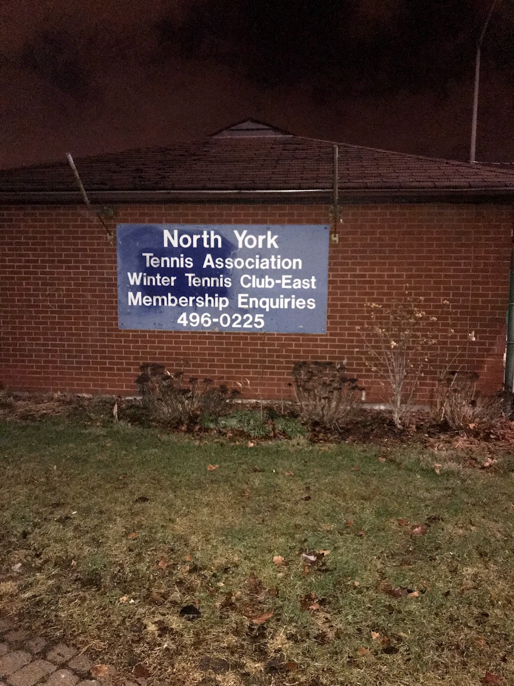 NYTA Winter Tennis Club - East Bubble | 230 Cassandra Blvd, North York, ON M3A, Canada | Phone: (416) 391-3962