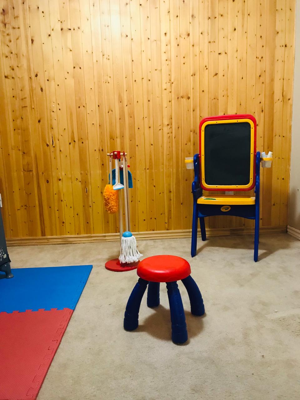 Home Daycare Le Petit Croco | 21 Gilmore Dr, Brampton, ON L6V 3K3, Canada | Phone: (647) 883-6903