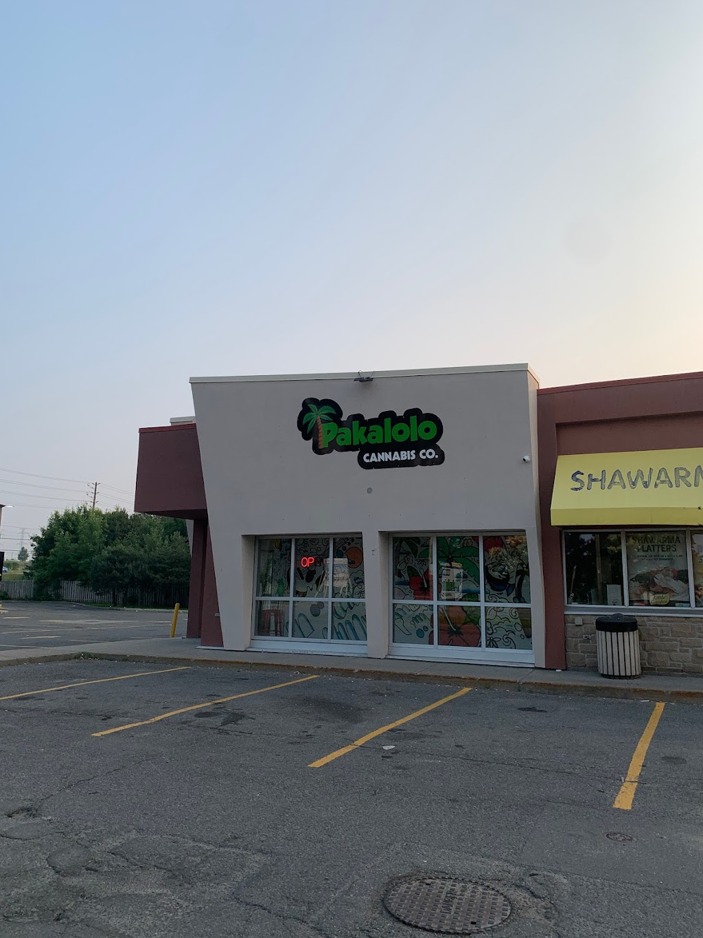 Pakalolo Cannabis Co. - Lancaster Rd. | 2786A Lancaster Rd, Ottawa, ON K1B 4S4, Canada | Phone: (613) 523-5656