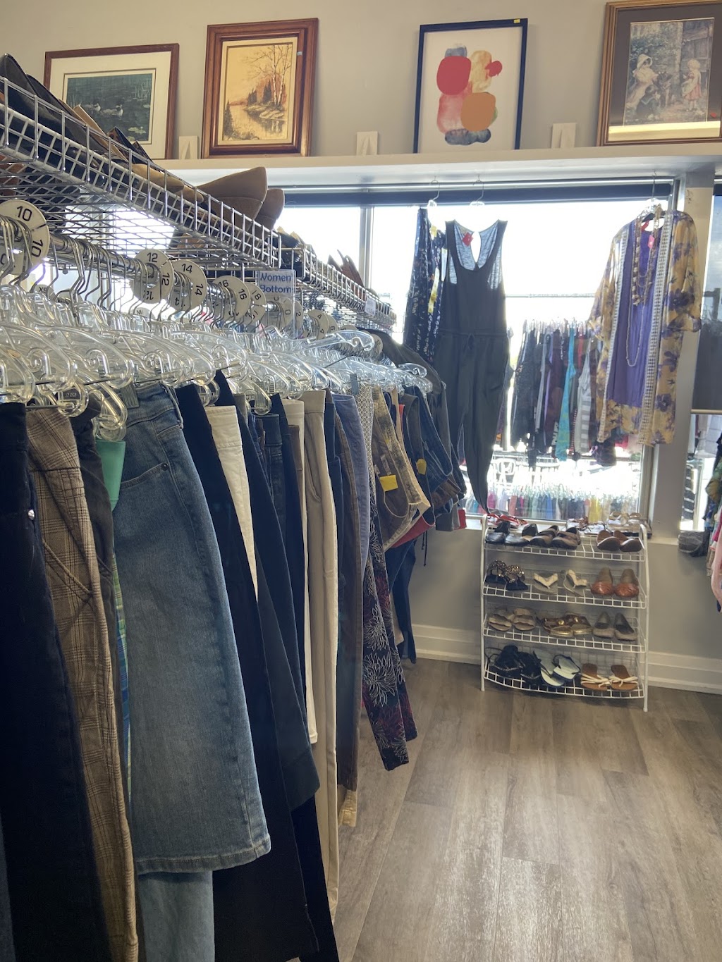 Muskoka Thrift Store | #1, 15 S Mary Lake Rd Unit #1, Port Sydney, ON P0B 1L0, Canada | Phone: (705) 885-1559