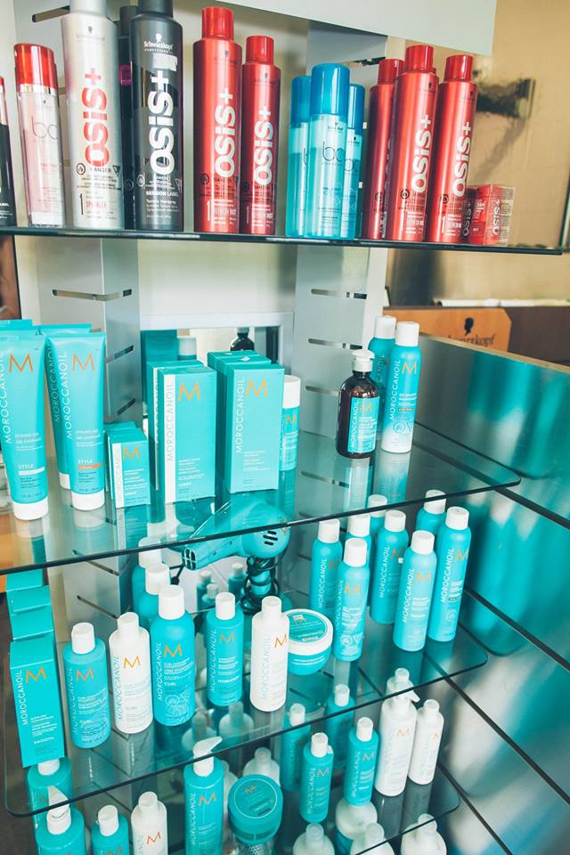 En Vogue Hair Salon & Spa Park Lawn Area | 106-2240 Lake Shore Blvd W, Legion Rd, Toronto, ON M8V 0B1, Canada | Phone: (416) 536-9112