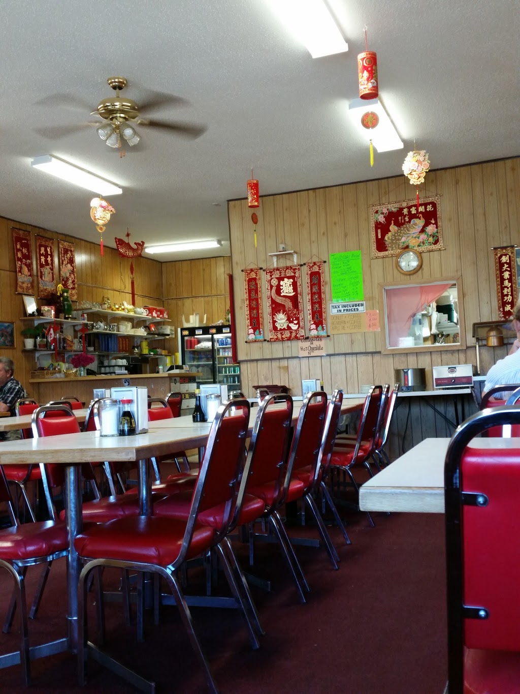 Wongs Restaurant | 116 1 St S, Wakaw, SK S0K 4P0, Canada | Phone: (306) 233-4888