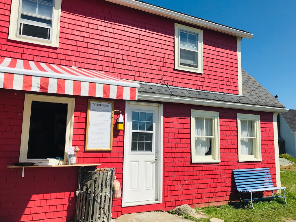 Toms lobster shack | 110 Peggys Point Rd, Peggys Cove, NS B3Z 3S2, Canada | Phone: (902) 943-3950
