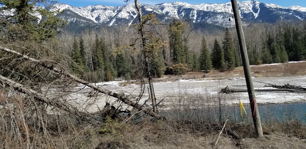 Birch Meadows Lodge B&B | 4485 BC-3, Fernie, BC V0B 1M1, Canada | Phone: (250) 423-4236
