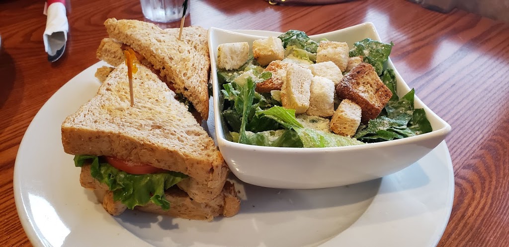 Bernies Bar & Grill | 1290 Byron Baseline Rd, London, ON N6K 2E3, Canada | Phone: (519) 471-7098