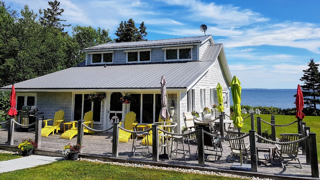 The Cape Beach Rental | 32 Dixon Loop Rd, Cape Tormentine, NB E4M 2B6, Canada | Phone: (902) 489-6460