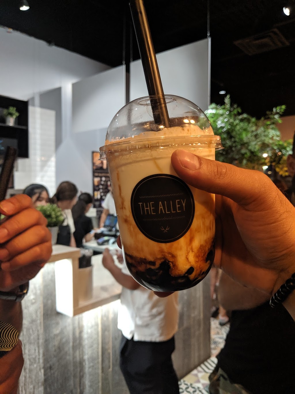 The Alley | 325 Central Pkwy W, Mississauga, ON L5B 3X9, Canada | Phone: (647) 812-3972