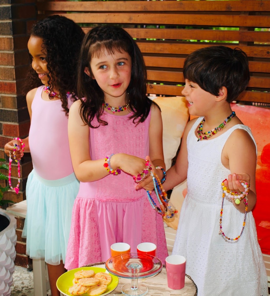 Gemmies | 75 Winnett Ave, York, ON M6C 3L4, Canada | Phone: (416) 656-3528