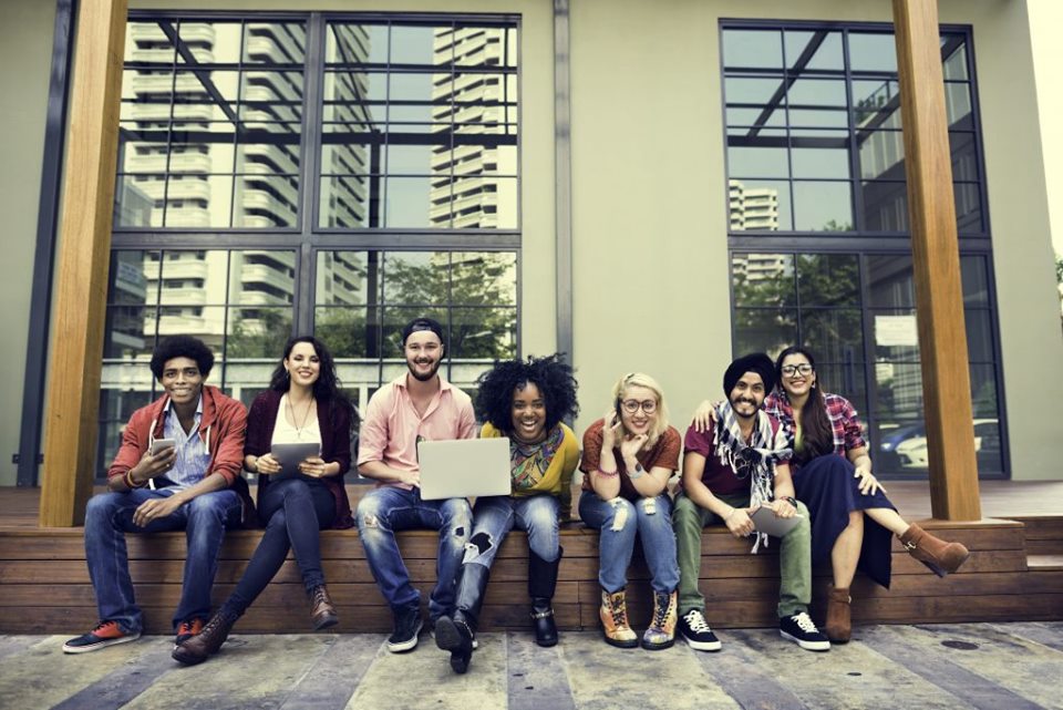 Queenswood College B, H & T | 2023, Williams Parkway, East Unit #3, Brampton, ON L6S 5N1, Canada | Phone: (905) 872-0088
