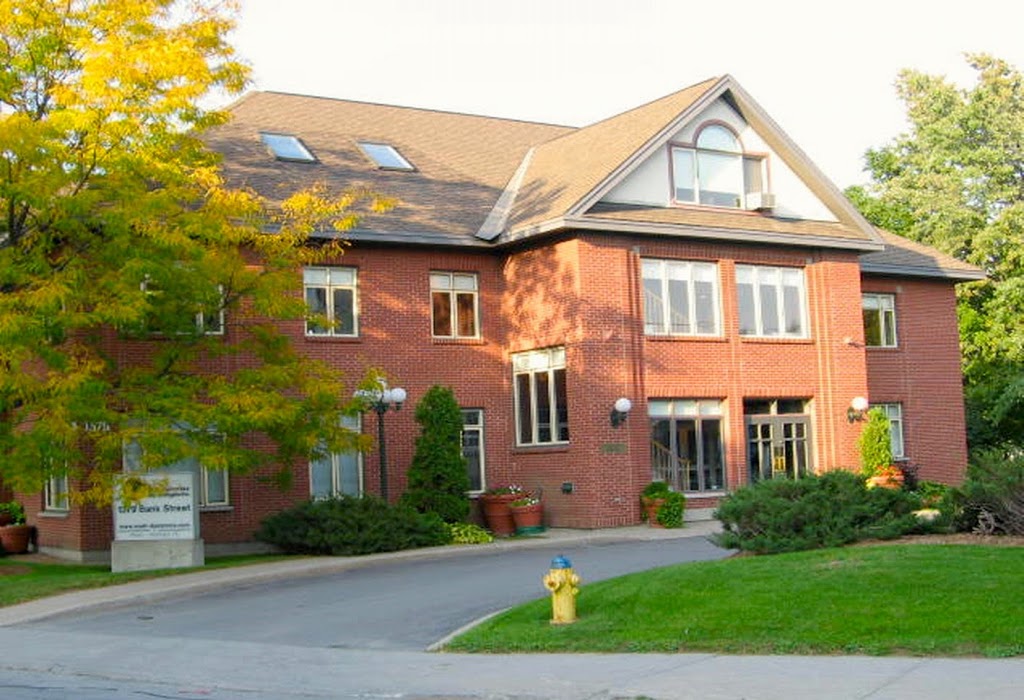 Hickman Specialist Group Dental - Orthodontics | Prosthodontics  | 1379 Bank St Second Floor, Ottawa, ON K1H 8N3, Canada | Phone: (613) 731-1961