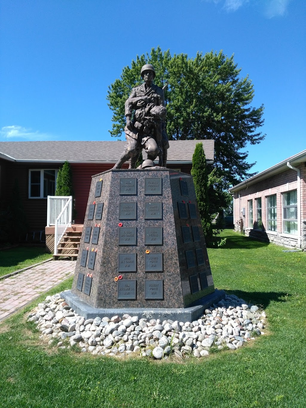 Georgina Island Administration Office | Chief Joseph Snake Rd, Georgina Island, ON L0E 1L0, Canada | Phone: (705) 437-1337