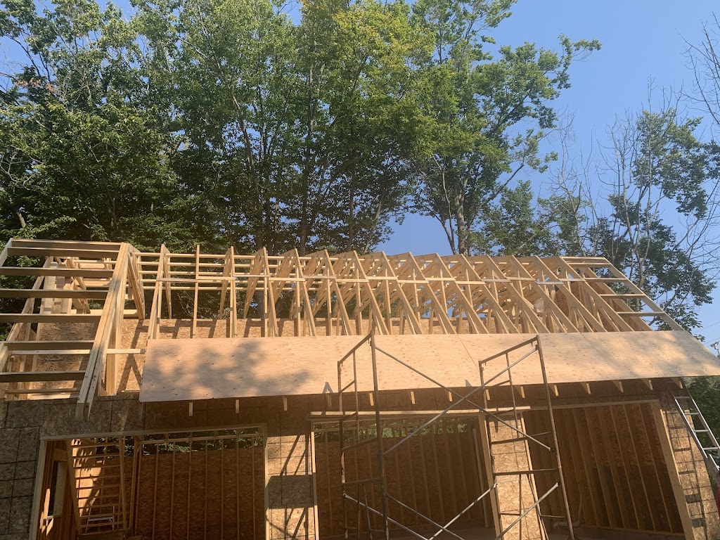 Exquisite roofing | McGuire Rd #12, Penetanguishene, ON L9M 1C9, Canada | Phone: (705) 433-2677