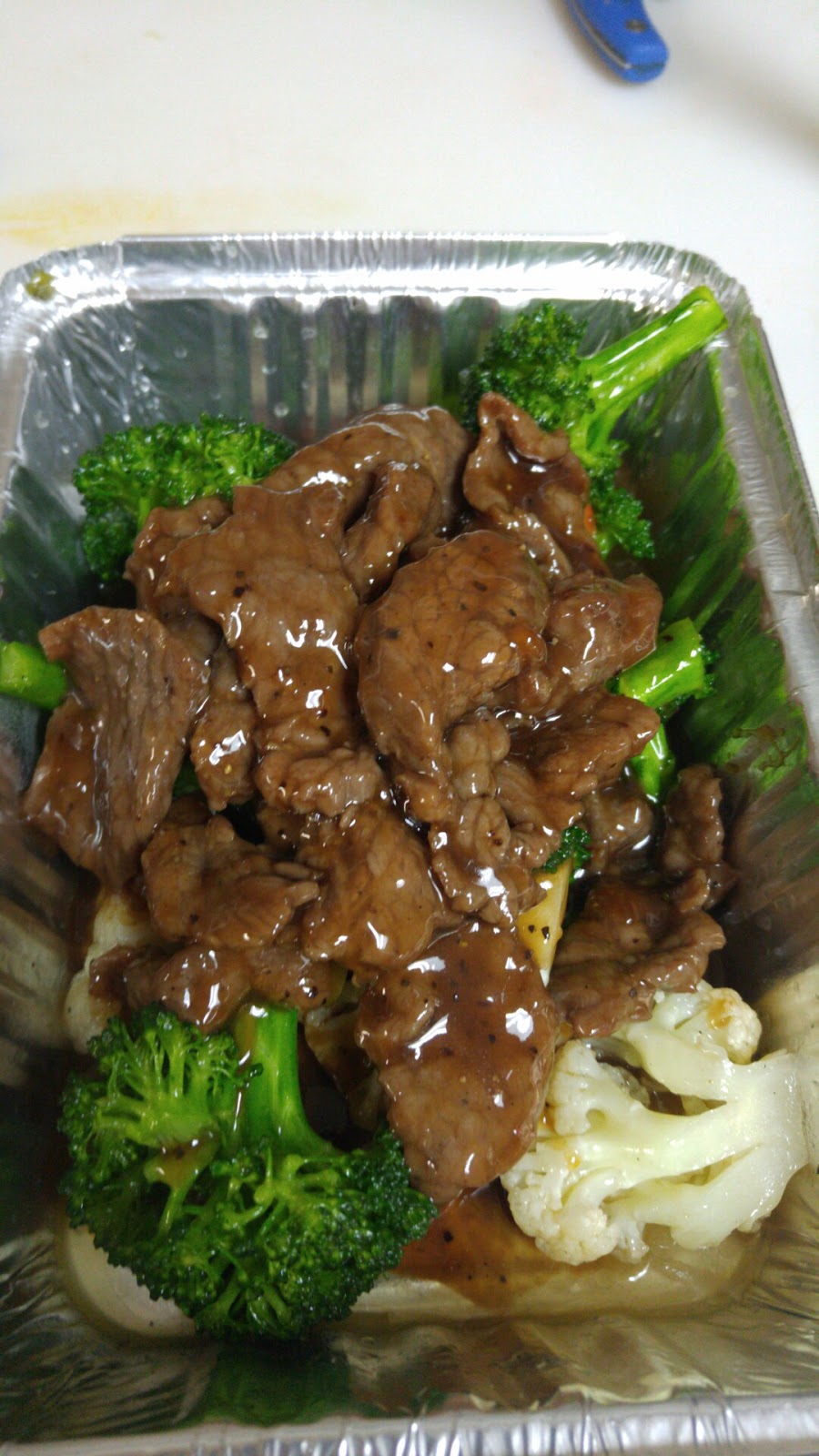 Wings Restaurant | 710 Watt St, Winnipeg, MB R2K 0Y1, Canada | Phone: (204) 663-2633