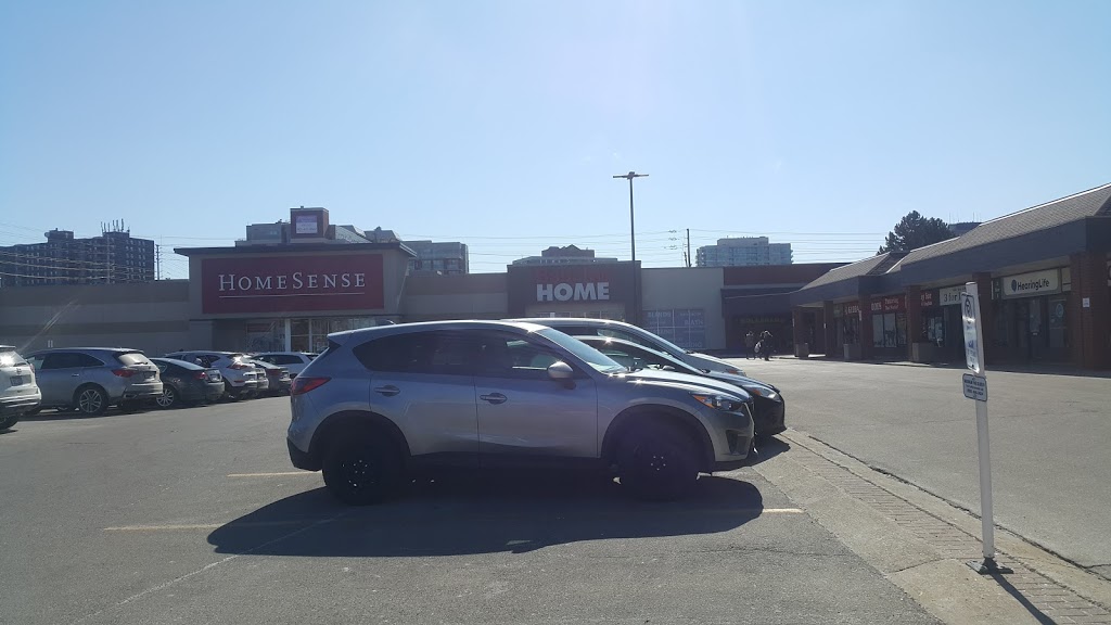 Clarkson Village Shopping Centre | 1865 Lakeshore Rd W, Mississauga, ON L5J 4P1, Canada