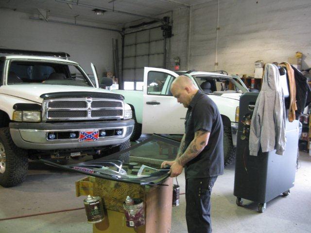 Abstract Auto & Window Glass | 32210 Lougheed Hwy, Mission, BC V2V 1A4, Canada | Phone: (604) 826-6094