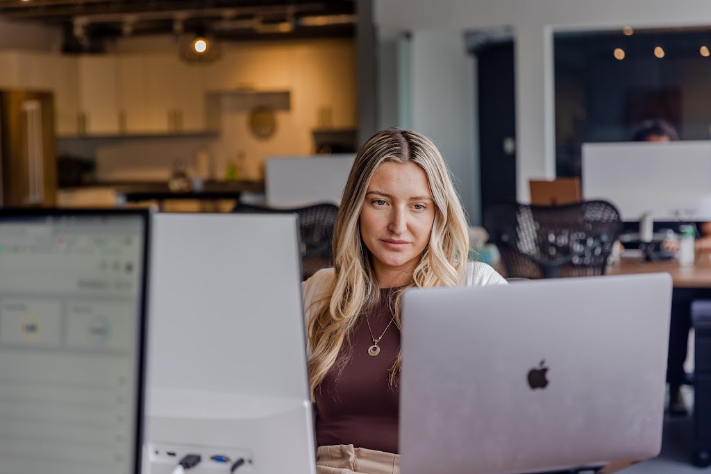 Consultus Digital | 136 Geary Ave unit 109, Toronto, ON M6H 4H1, Canada | Phone: (416) 460-1810