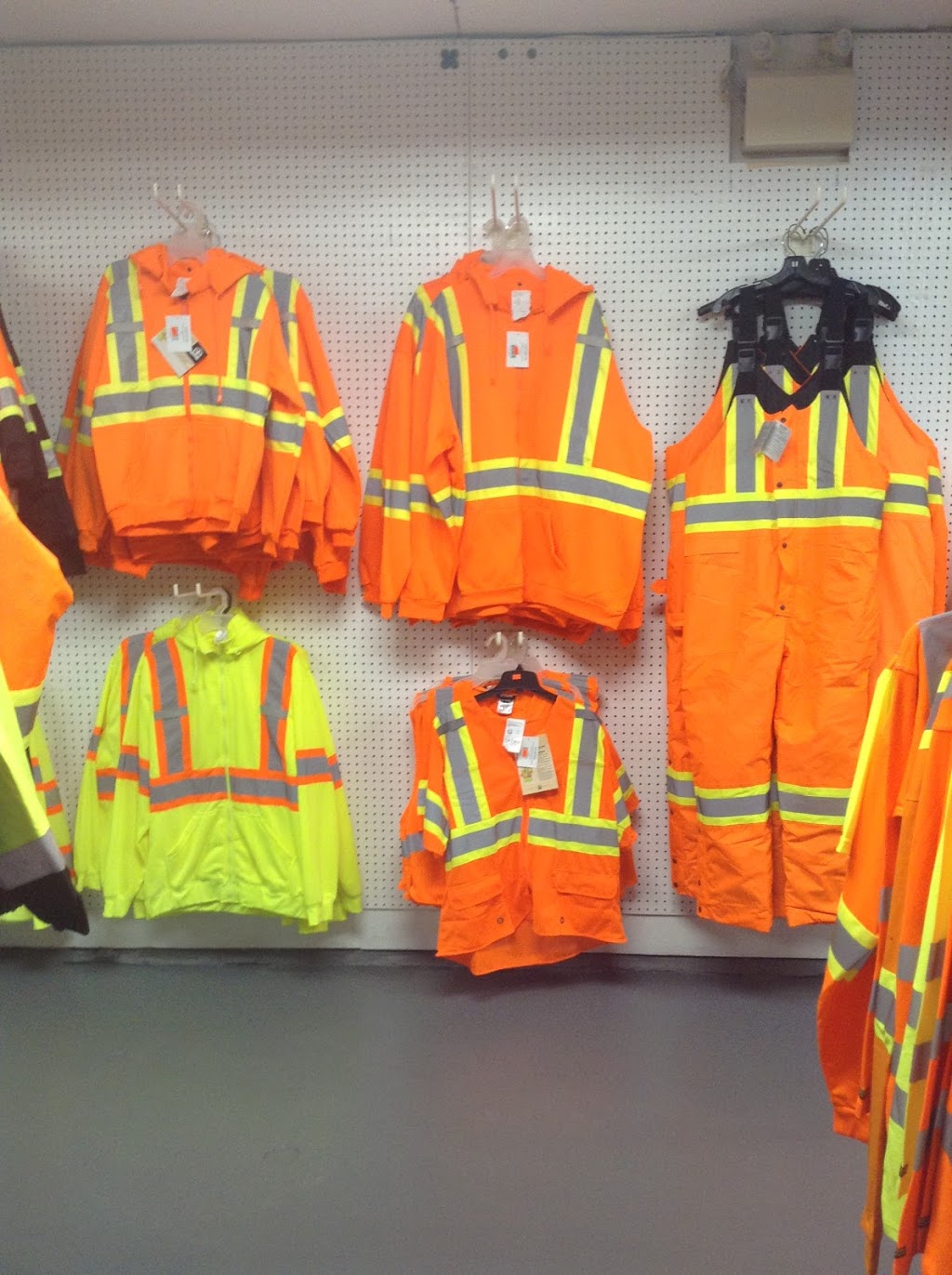 Stirling Surplus | 144 Evergreen Rd, Stirling, ON K0K 3E0, Canada | Phone: (613) 395-9500