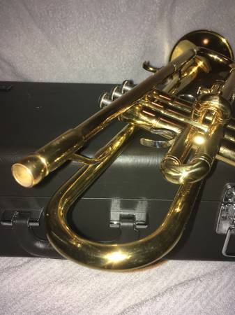 Schmeichels Music Outlet | 71 Main St, Tonawanda, NY 14150, USA | Phone: (716) 694-9187