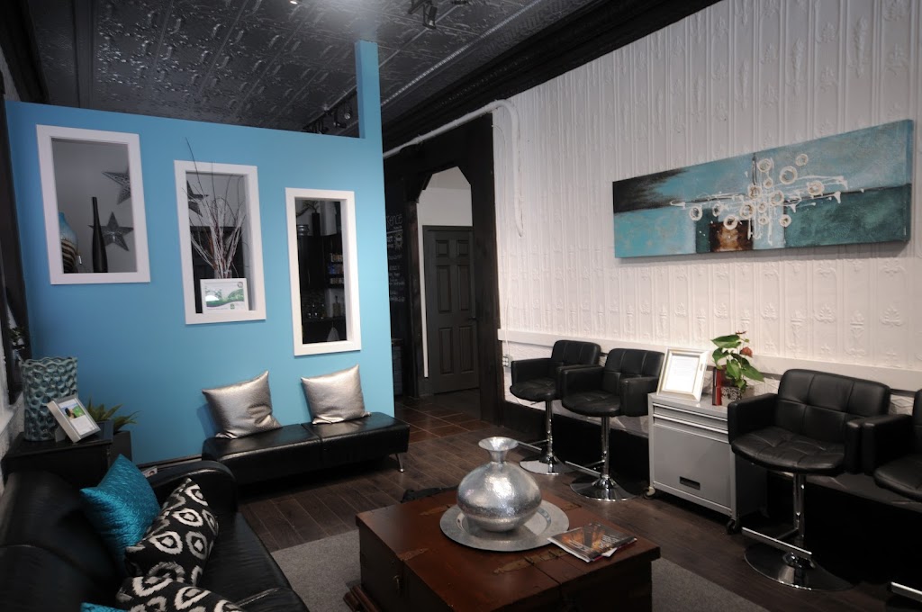 Essence | 22 Queen St E, Cambridge, ON N3C 2A6, Canada | Phone: (519) 651-1415