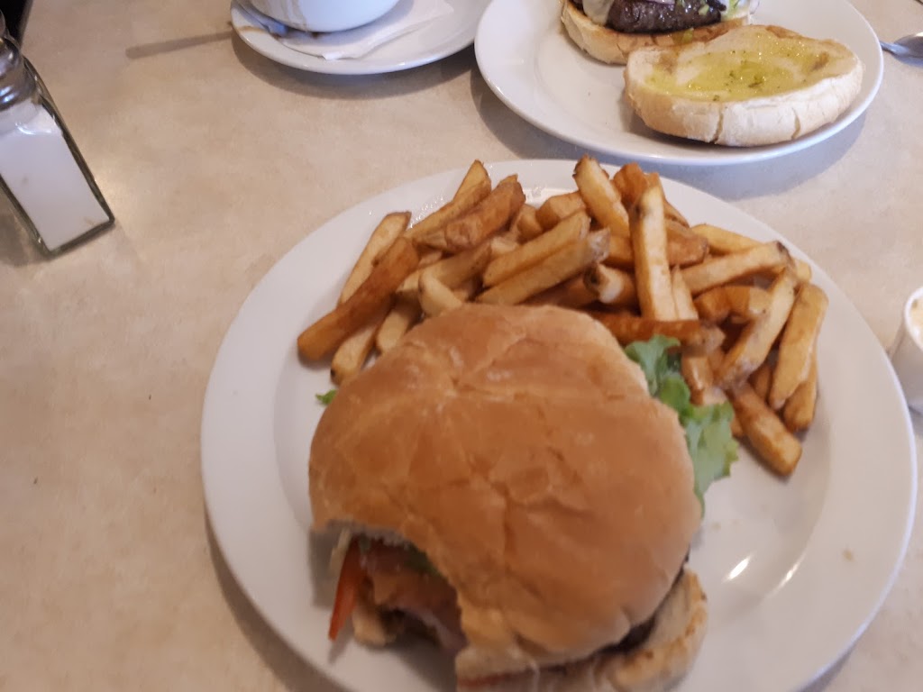Sunflower Cafe | 1 Main St W, Selkirk, ON N0A 1P0, Canada | Phone: (905) 776-1585