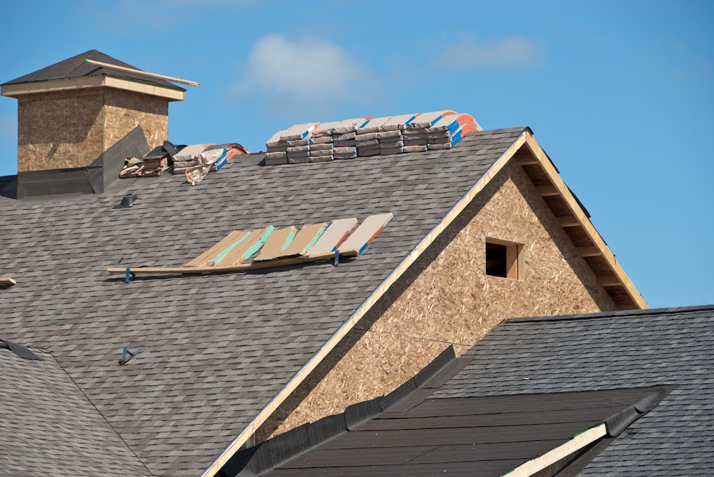 Bears Claw Roofing | 29 Shuter Ln, Brampton, ON L6Y 5N4, Canada | Phone: (416) 918-4008
