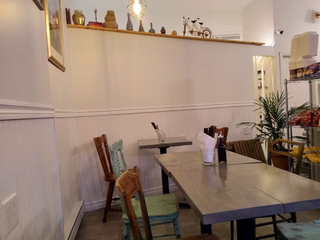Comptoir KOYAJO | 6963 Rue Sherbrooke Ouest, Montréal, QC H4B 1R1, Canada | Phone: (514) 495-0678