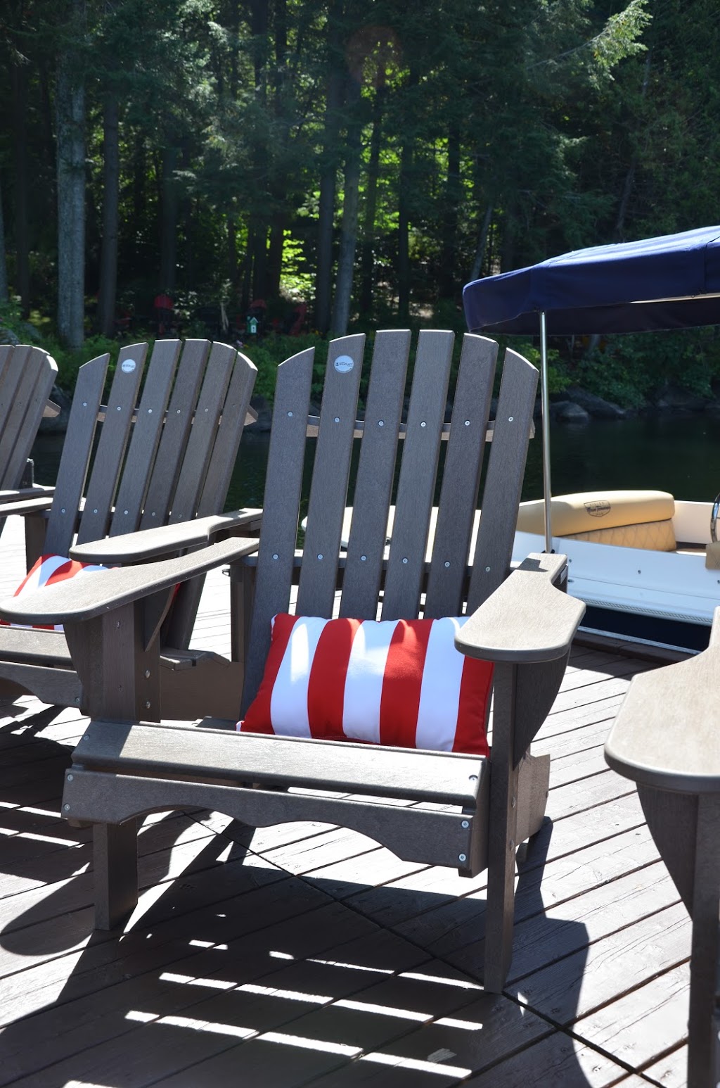 Champagne Richard meuble de patio | 471 QC-158, Saint-Thomas, QC J0K 3L0, Canada | Phone: (450) 752-5428