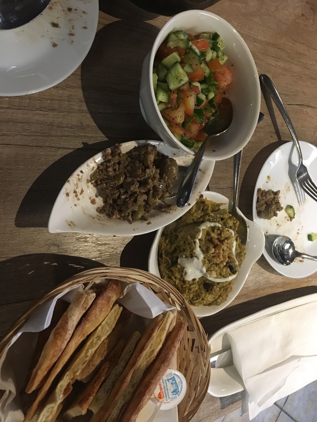 i Cook Persian Cuisine | 731 Ridgewood Ave, Ottawa, ON K1V 6M8, Canada | Phone: (613) 695-3003